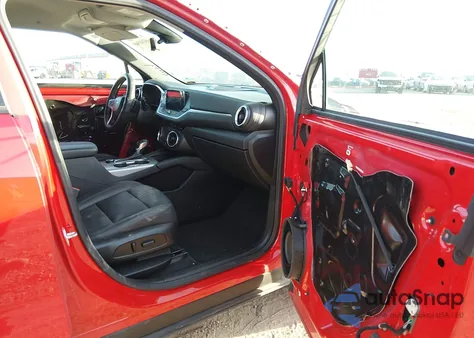 2019 Chevrolet Blazer Base W/3Lt из США, поврежденный, VIN 3GNKBDRS5KS698915